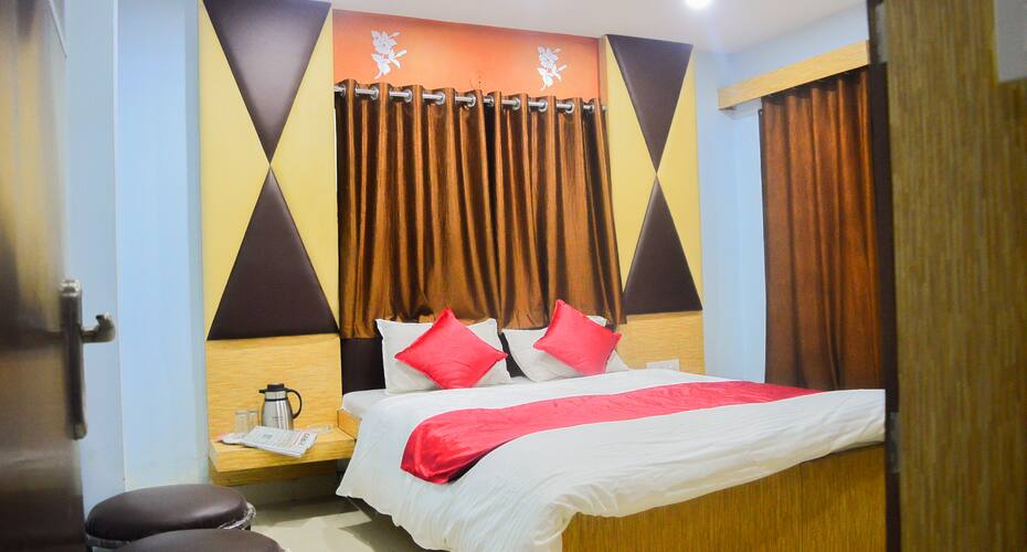 Hotel Kalash (Opp. Railway Station), Ujjain 2